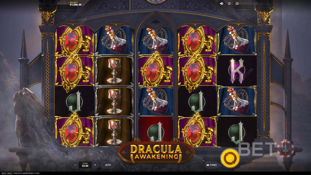 Bucură-te de simboluri frumoase și de tema jocului ca la aparate Dracula Awakening
