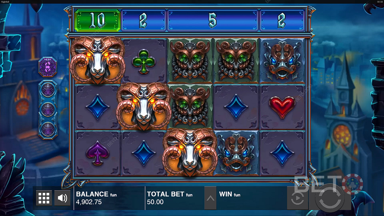 Adună simboluri identice de la stânga la dreapta pentru a obține un câștig în jocul ca la aparate Nightfall.